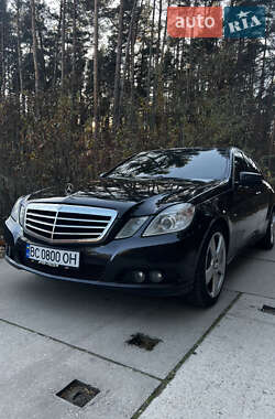 Седан Mercedes-Benz E-Class 2011 в Судовій Вишні