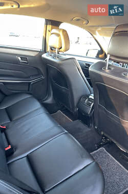 Седан Mercedes-Benz E-Class 2015 в 