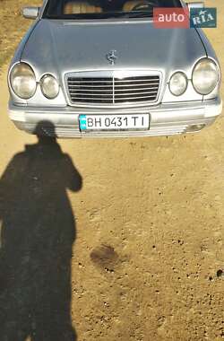 Седан Mercedes-Benz E-Class 1997 в Ивановке