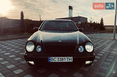 Седан Mercedes-Benz E-Class 2001 в Стрые