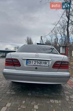 Седан Mercedes-Benz E-Class 2001 в Кременчуге