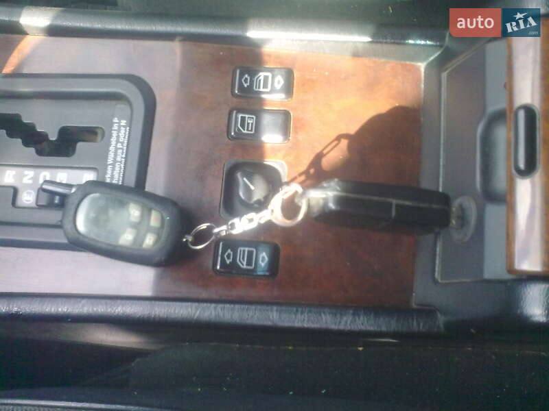 Седан Mercedes-Benz E-Class 1994 в Миколаєві