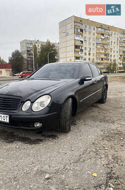 Седан Mercedes-Benz E-Class 2002 в Харькове