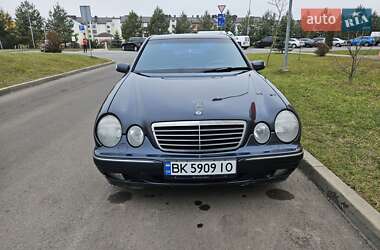 Седан Mercedes-Benz E-Class 2000 в Рівному