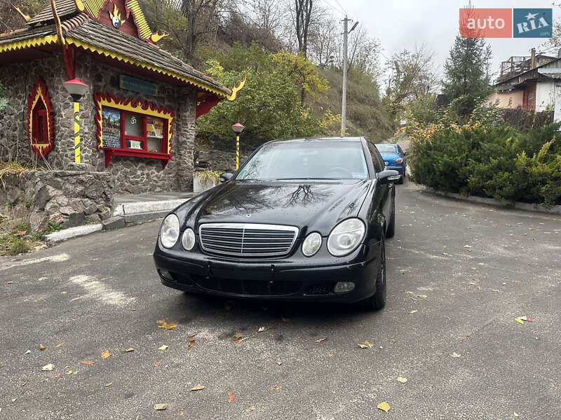 Седан Mercedes-Benz E-Class 2004 в Черкасах