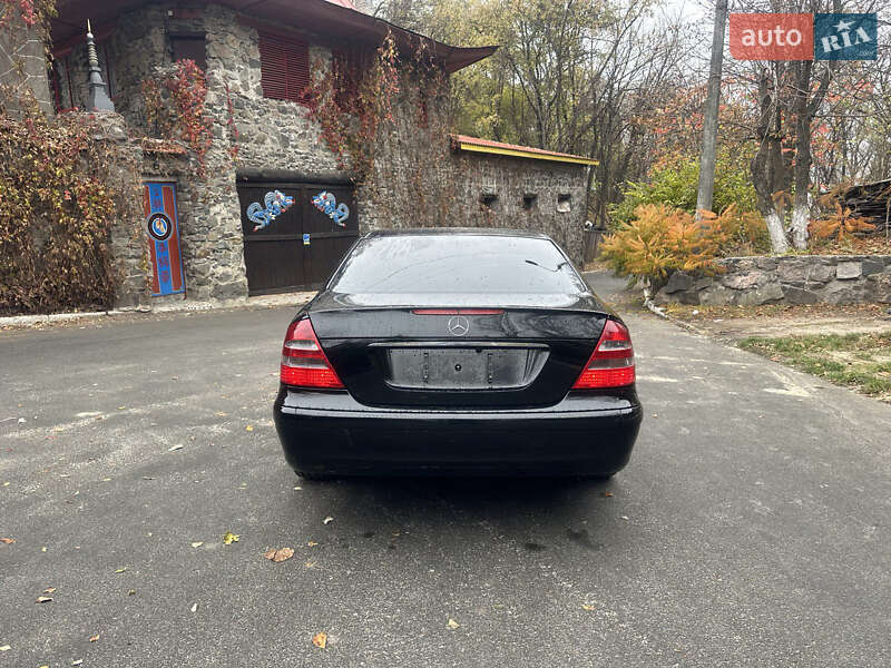 Седан Mercedes-Benz E-Class 2004 в Черкасах