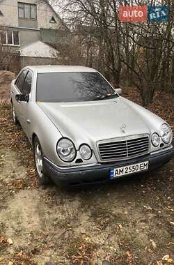 Седан Mercedes-Benz E-Class 1999 в Житомирі