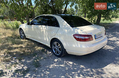 Седан Mercedes-Benz E-Class 2012 в Кропивницком