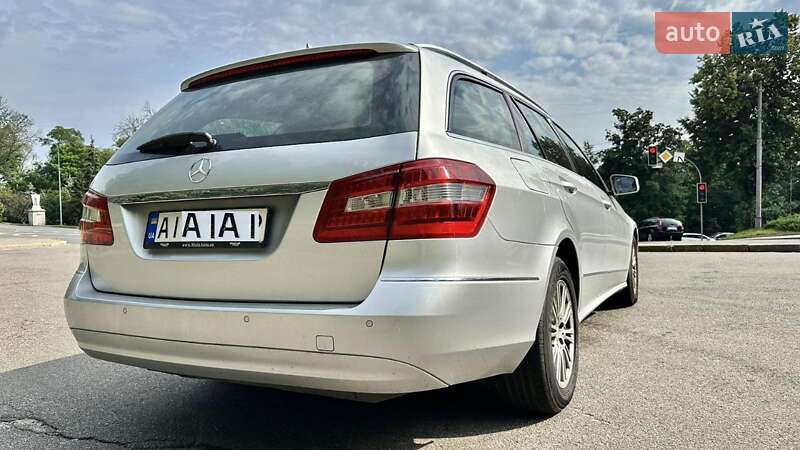 Универсал Mercedes-Benz E-Class 2011 в Киеве