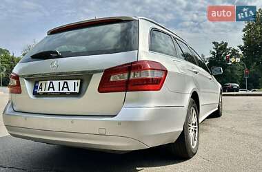 Универсал Mercedes-Benz E-Class 2011 в 