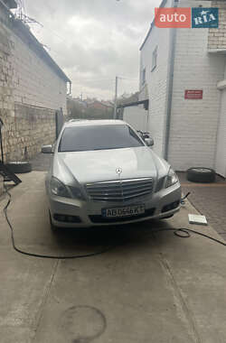 Седан Mercedes-Benz E-Class 2011 в Виннице