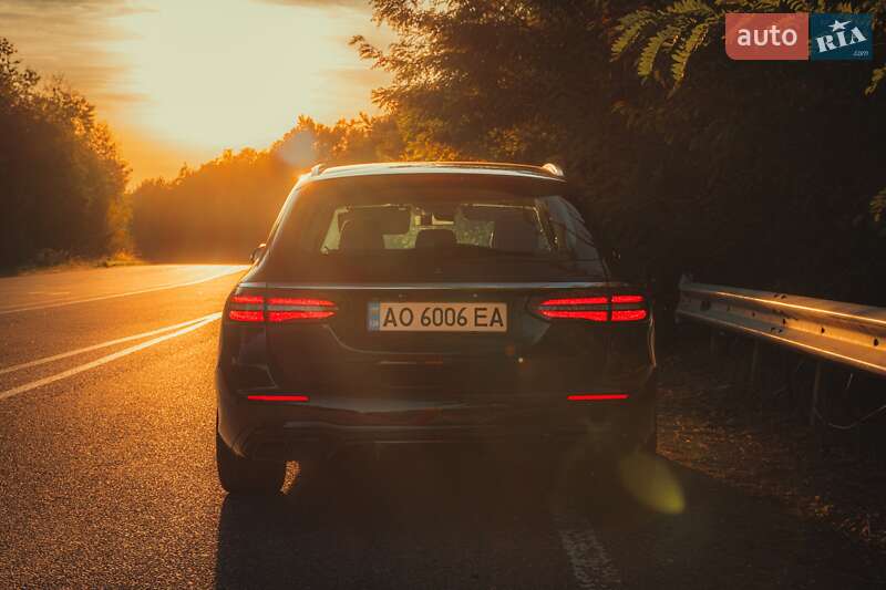 Универсал Mercedes-Benz E-Class 2018 в Ужгороде