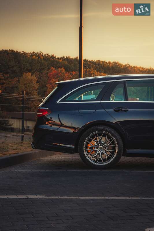 Универсал Mercedes-Benz E-Class 2018 в Ужгороде