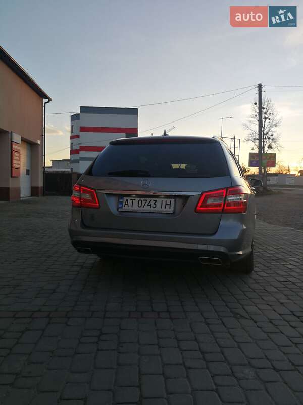 Универсал Mercedes-Benz E-Class 2013 в Ивано-Франковске