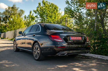 Седан Mercedes-Benz E-Class 2019 в Черновцах