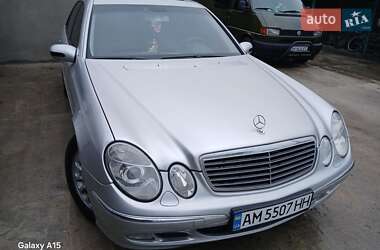 Седан Mercedes-Benz E-Class 2004 в Житомирі