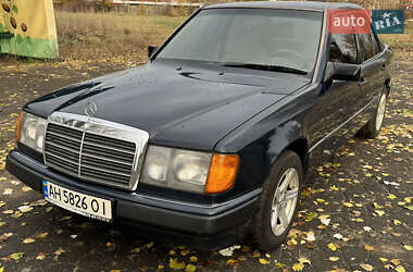 Седан Mercedes-Benz E-Class 1992 в Костянтинівці