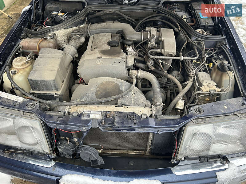 Седан Mercedes-Benz E-Class 1995 в Тячеві