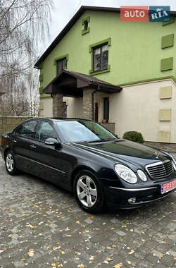 Седан Mercedes-Benz E-Class 2004 в Луцке