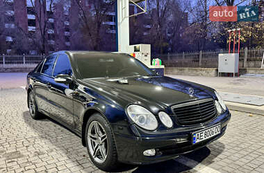 Седан Mercedes-Benz E-Class 2004 в Запорожье