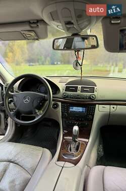 Седан Mercedes-Benz E-Class 2003 в Перечине