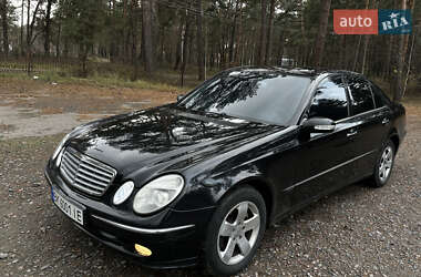 Седан Mercedes-Benz E-Class 2002 в Маневичах