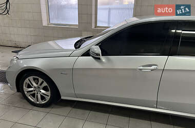 Седан Mercedes-Benz E-Class 2011 в Виннице