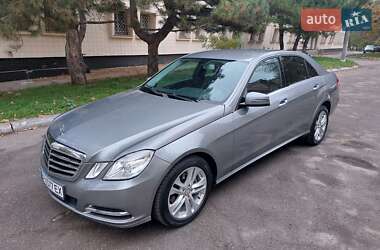 Седан Mercedes-Benz E-Class 2012 в Одессе