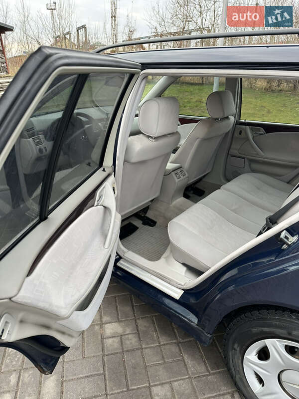 Универсал Mercedes-Benz E-Class 2001 в Нововолынске