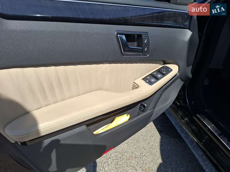 Седан Mercedes-Benz E-Class 2012 в Києві фото 19 Седан Mercedes-Benz E-Class 2012 в Києві