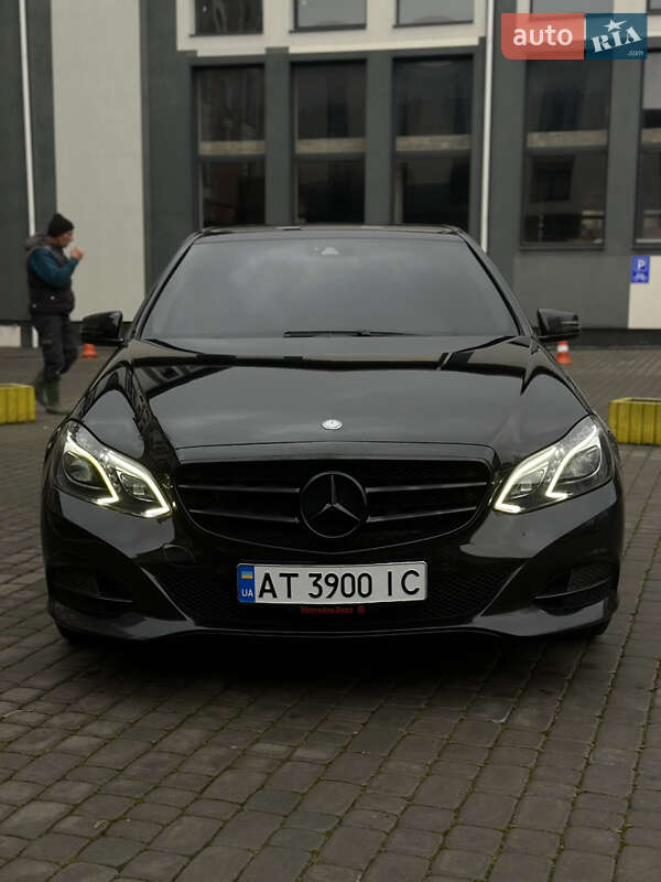 Седан Mercedes-Benz E-Class 2013 в Коломые