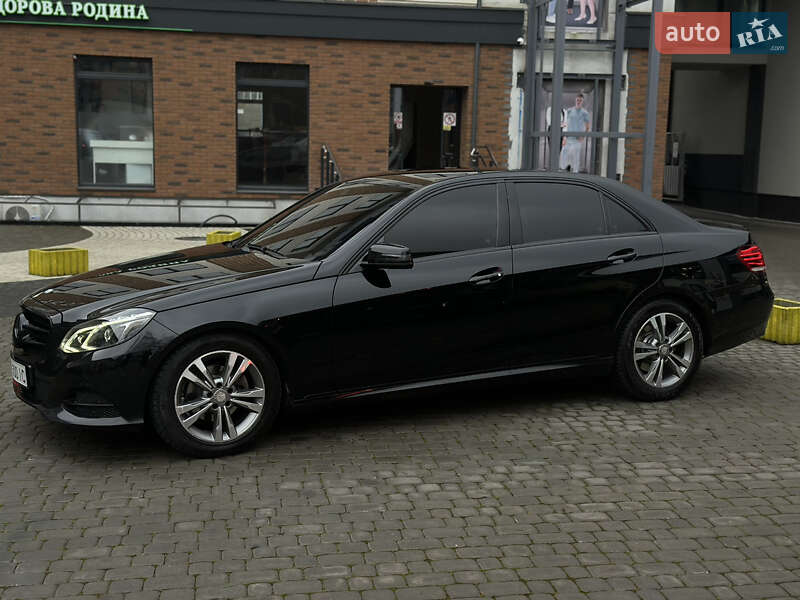 Седан Mercedes-Benz E-Class 2013 в Коломые