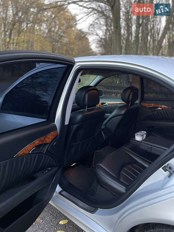 Седан Mercedes-Benz E-Class 2006 в Ильинцах