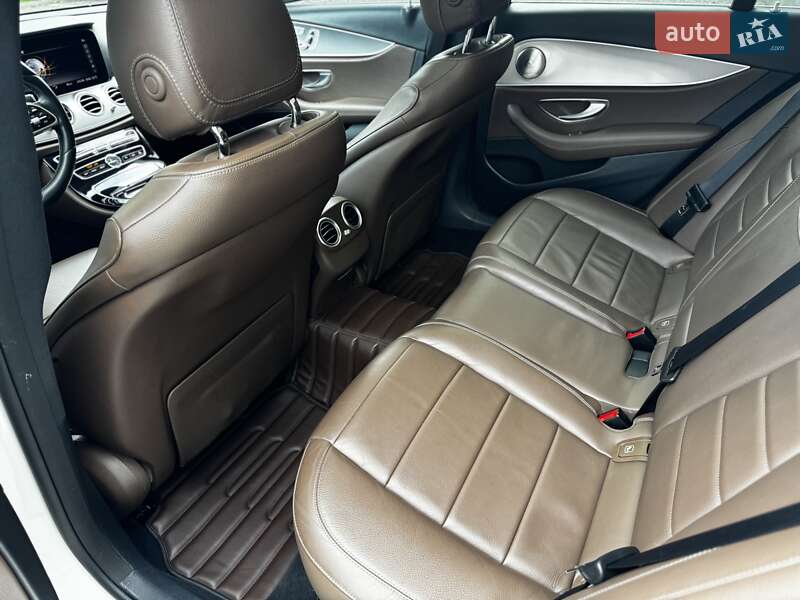 Седан Mercedes-Benz E-Class 2018 в Одесі фото 8 Седан Mercedes-Benz E-Class 2018 в Одесі