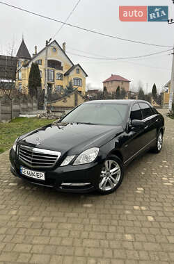 Седан Mercedes-Benz E-Class 2010 в Чернівцях