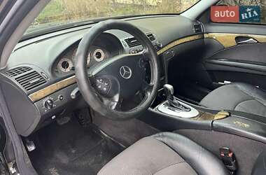 Седан Mercedes-Benz E-Class 2004 в Дублянах