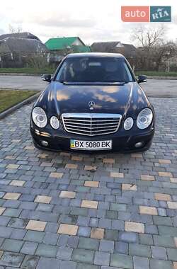 Седан Mercedes-Benz E-Class 2008 в Чемеровцах