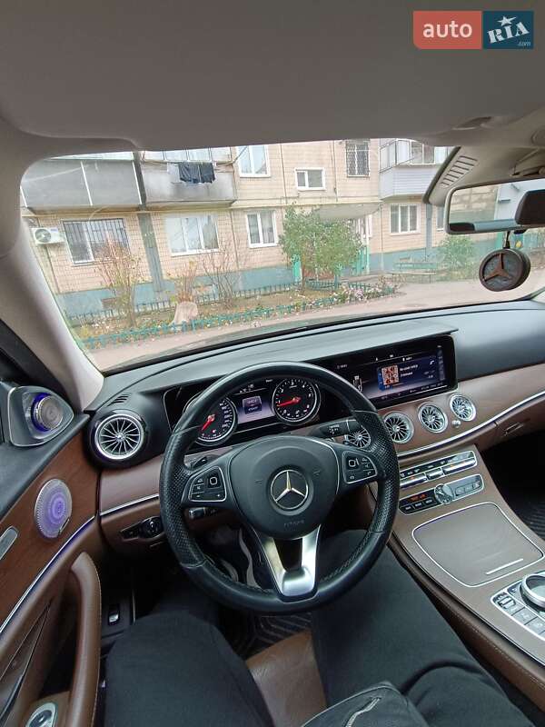 Седан Mercedes-Benz E-Class 2018 в Никополе