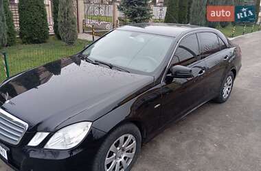 Седан Mercedes-Benz E-Class 2012 в Білгороді-Дністровському