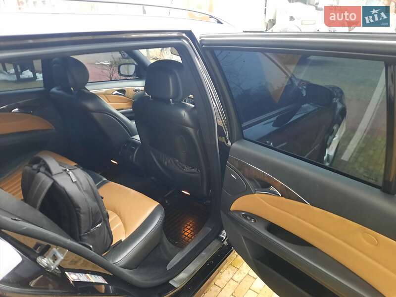 Универсал Mercedes-Benz E-Class 2009 в Киеве