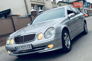 Седан Mercedes-Benz E-Class 2004 в Нижній Апші