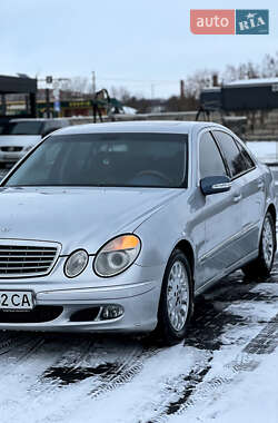 Седан Mercedes-Benz E-Class 2003 в Тернополі