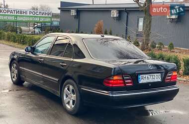 Седан Mercedes-Benz E-Class 2001 в Костополе