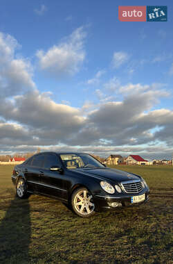 Седан Mercedes-Benz E-Class 2008 в Києві