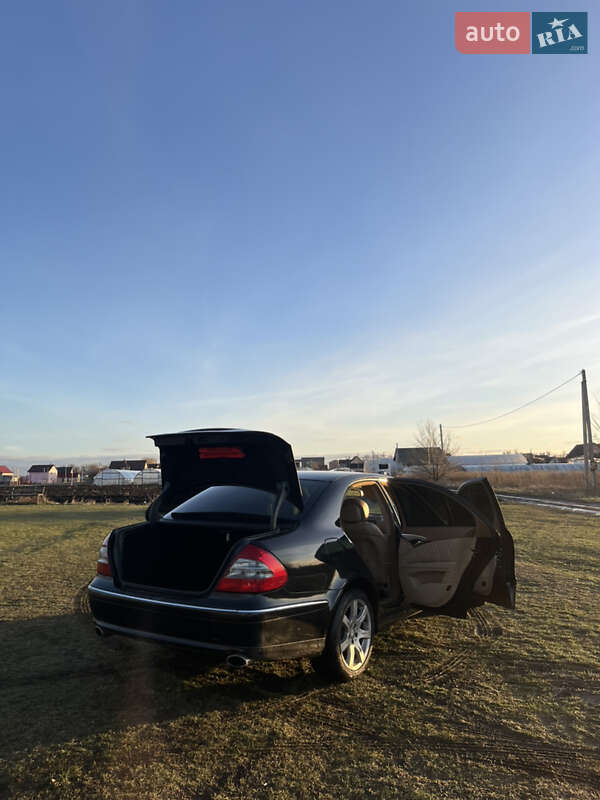 Седан Mercedes-Benz E-Class 2008 в Киеве фото 4 Седан Mercedes-Benz E-Class 2008 в Киеве