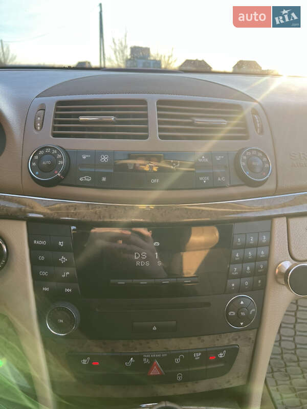 Седан Mercedes-Benz E-Class 2008 в Киеве фото 14 Седан Mercedes-Benz E-Class 2008 в Киеве