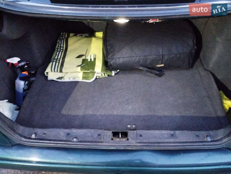 Седан Mercedes-Benz E-Class 1996 в Болграде