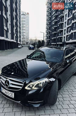 Універсал Mercedes-Benz E-Class 2013 в Івано-Франківську