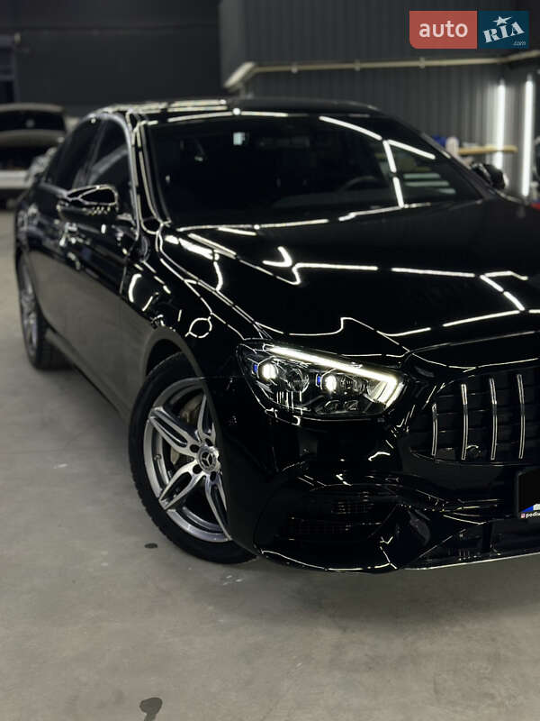 Седан Mercedes-Benz E-Class 2019 в Киеве