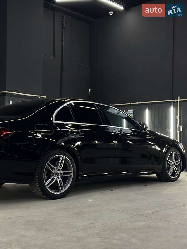 Седан Mercedes-Benz E-Class 2019 в Киеве